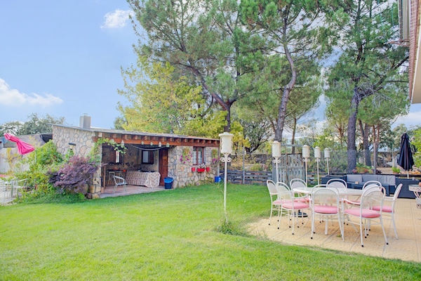 Foto van Rustige tuinschuilplaats - Vakantiehuis in Galapagar - GardenSummer