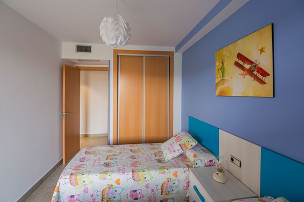 Foto van Prachtig appartement in Cambrils met een gedeeld zwembad - BedRoom