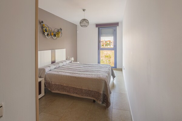 Foto van Prachtig appartement in Cambrils met een gedeeld zwembad - BedRoom