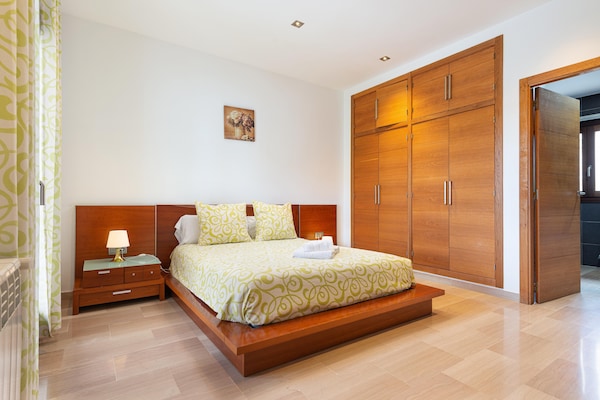 Foto van Huis in María met Zwembad & Jacuzzi - Vakantiehuis in , Illes Balears - BedRoom