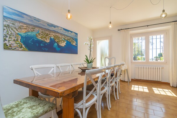 Foto van Villa in Cala d'Or met privézwembaden - Vakantiehuis in Cala D'or, Illes Balears - DiningRoom
