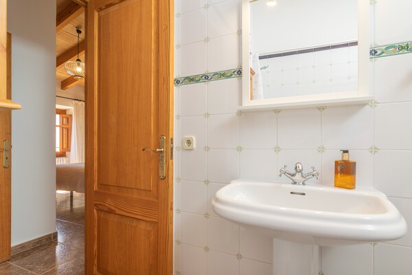 Foto van Villa in Cala d'Or met privézwembaden - Vakantiehuis in Cala D'or, Illes Balears - BathRoom