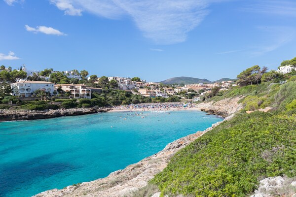 Foto van Villa in Cala Mandia met privétoegang tot zee - Vakantiehuis in Cala Mandia, Illes Balears - ExteriorSummer