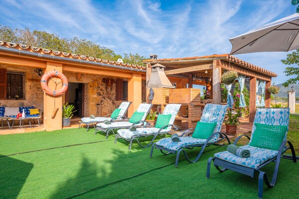 Foto van Cottage in Inca met Zwembad & Tramuntana - Vakantiehuis in Inca, Illes Balears - ExteriorSummer