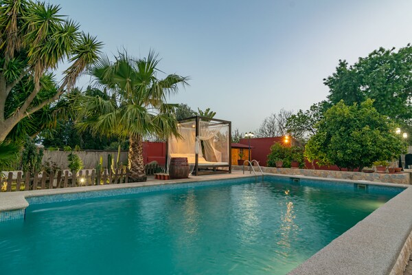 Foto van Villa in Binissalem met Zoutwaterzwembad - Vakantiehuis in Binissalem, Illes Balears - 