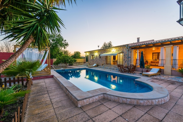 Foto van Villa in Binissalem met Zoutwaterzwembad - Vakantiehuis in Binissalem, Illes Balears - PoolOfHouse