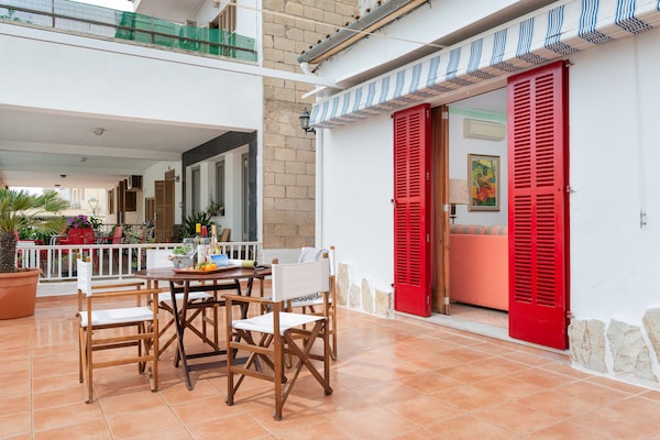 Foto van Huis in Can Picafort bij het Strand - Vakantiehuis in Can Picafort, Illes Balears - TerraceBalcony
