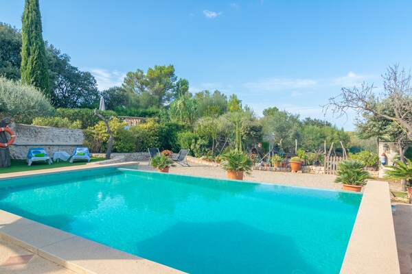 Foto van Sineu Retreat met zwembad - Vakantiehuis in Sineu, Illes Balears - PoolOfHouse