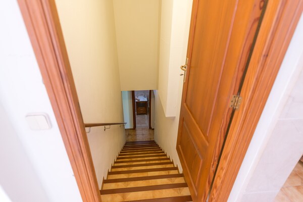 Foto van Villa in Calonge met Zwembad en Uitzicht - Vakantiehuis in S'horta, Illes Balears - Landing