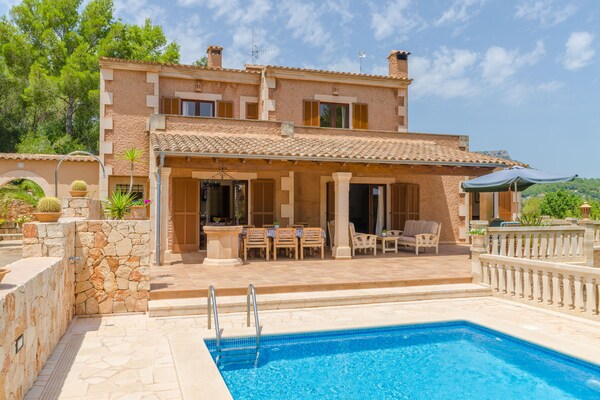 Foto van Villa in Calonge met Zwembad en Uitzicht - Vakantiehuis in S'horta, Illes Balears - ExteriorSummer