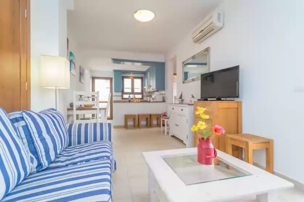 Foto van Gezinswoning nabij Cala Egos - Vakantiehuis in Cala D'or, Illes Balears - LivingRoom