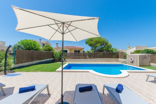 Foto van Vreedzame bergretraite - Vakantiehuis in S'estanyol (colònia De Sant Pere), Illes Balears - PoolOfHouse