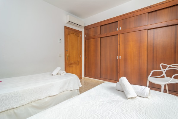 Foto van Chalet in Playa de Muro bij het Strand - Vakantiehuis in Platja De Muro, Illes Balears - 