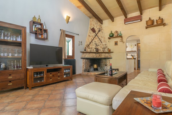 Foto van Landhuis in Llucmajor met Zwembad & Privacy - Vakantiehuis in Llucmajor, Illes Balears - 