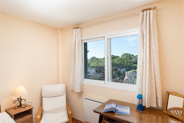 Foto van Rustig kustappartement - Vakantiehuis in Cala Pi, Illes Balears - BedRoom