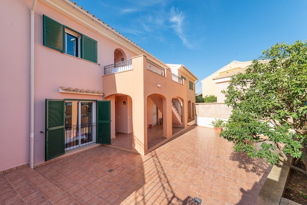 Foto van Rustig kustappartement - Vakantiehuis in Cala Pi, Illes Balears - ExteriorSummer
