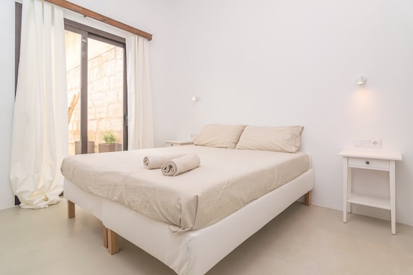 Foto van Algaida villa met zwembad charme - Vakantiehuis in Algaida, Illes Balears - ExteriorSummer