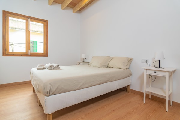 Foto van Algaida villa met zwembad charme - Vakantiehuis in Algaida, Illes Balears - ExteriorSummer