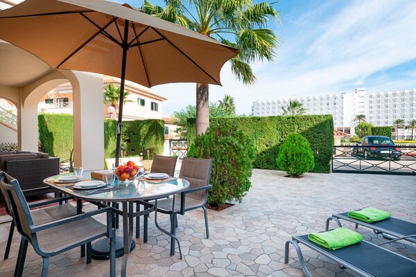 Foto van Kustverblijf, Cales de Mallorca - Vakantiehuis in Cales De Mallorca, Illes Balears - TerraceBalcony