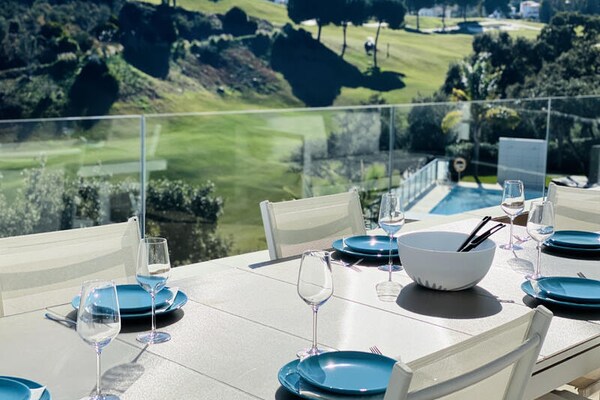 Foto van Appartement in La Cala Golf met uitzicht op het zwembad - Untagged