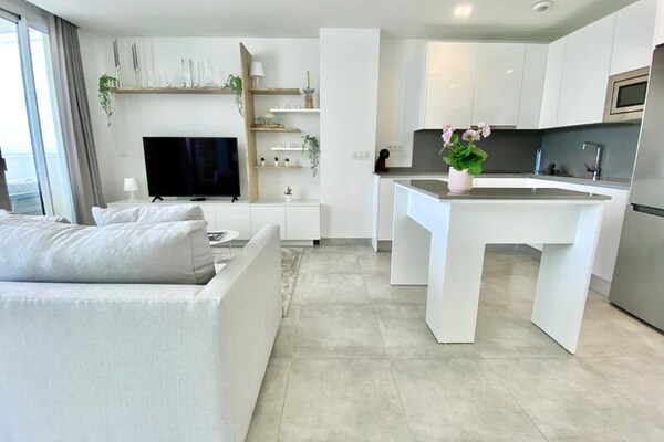 Foto van Appartement in La Cala met uitzicht op zee - Vakantiehuis in  - Untagged