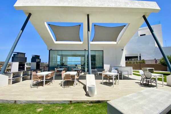 Foto van Appartement in La Cala met uitzicht op zee - Vakantiehuis in  - Untagged