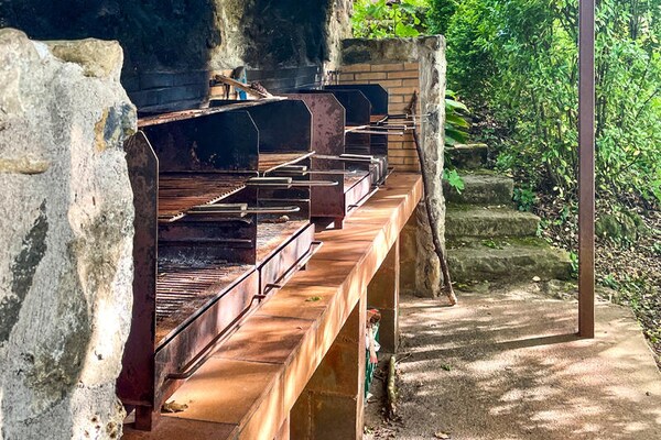 Foto van Appartement in La Garrotxa met uitzicht op het zwembad - Untagged