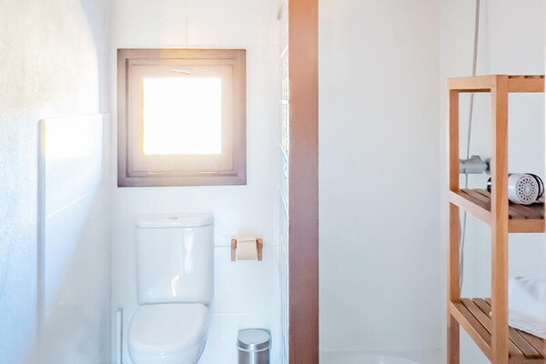 Foto van Appartement in La Garrotxa met uitzicht op het zwembad - Untagged