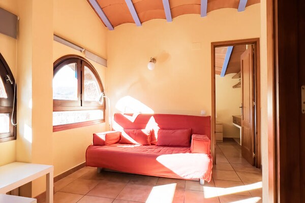 Foto van Appartement in La Garrotxa met uitzicht op het zwembad - Untagged