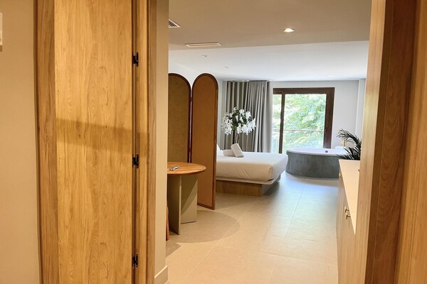 Foto van Appartement La Plaza 2 Deluxe met jacuzzi - Vakantiehuis in Alicante - Landing