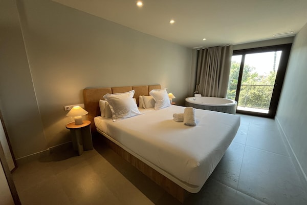 Foto van Appartement La Plaza 2 Deluxe met jacuzzi - Vakantiehuis in Alicante - BedRoom