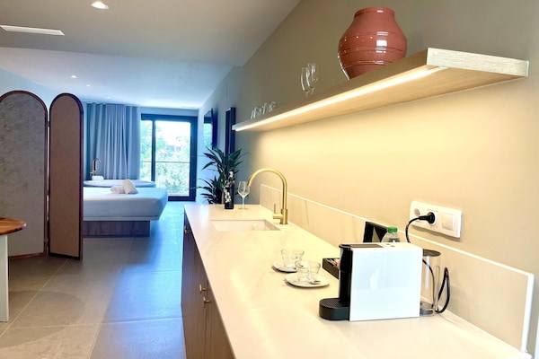 Foto van Appartement La Plaza 2 Deluxe met jacuzzi - Vakantiehuis in Alicante - Kitchen