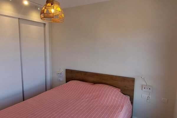 Foto van Appartement in Villajoyosa met Zeezicht & Zwembad - Vakantiehuis in Villajoyossa - BedRoom