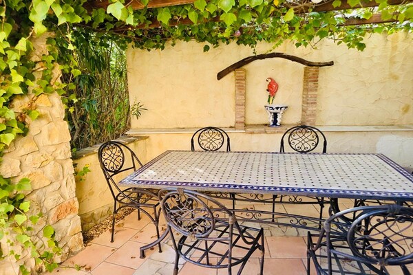 Foto van Charmante villa met privétuin - Vakantiehuis in Alfaz del Pi - TerraceBalcony