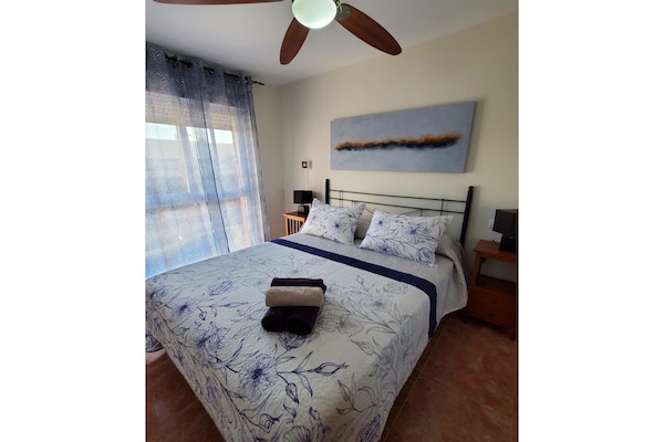 Foto van Appartement een steenworp afstand van het strand - Vakantiehuis in Almeria - BedRoom