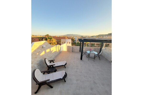 Foto van Appartement een steenworp afstand van het strand - Vakantiehuis in Almeria - TerraceBalcony