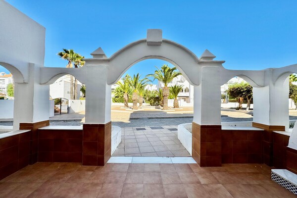 Foto van Appartement vlakbij Playa Serena - Vakantiehuis in Roquetas de Mar - ExteriorSummer