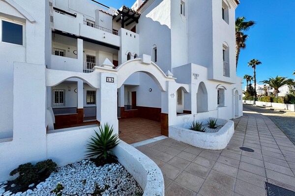 Foto van Appartement vlakbij Playa Serena - Vakantiehuis in Roquetas de Mar - ExteriorSummer