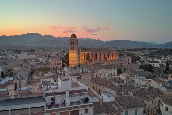 Foto van Huis in Muro met jacuzzi en uitzicht - Vakantiehuis in Muro, Islas Baleares - Untagged