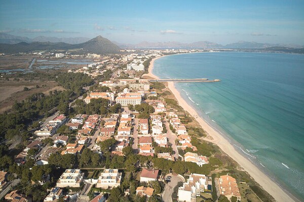 Foto van Huis in Muro met jacuzzi en uitzicht - Vakantiehuis in Muro, Islas Baleares - Untagged