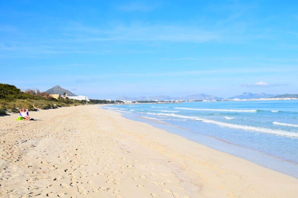 Foto van Huis in Muro met jacuzzi en uitzicht - Vakantiehuis in Muro, Islas Baleares - Untagged