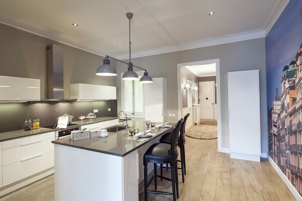 Foto van Appartement in karakteristieke wijk van Barcelona - Vakantiehuis in Barcelona - Kitchen