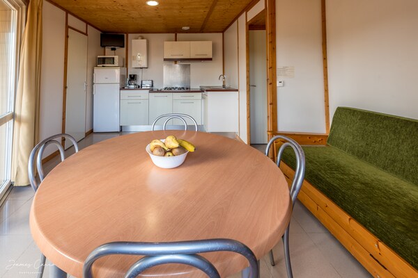 Foto van Geweldige bungalow met parkeerplaats - Vakantiehuis in la Geltrú, Barcelona - DiningRoom