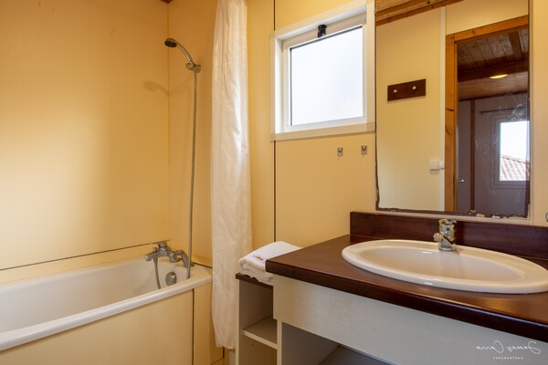 Foto van Geweldige bungalow met parkeerplaats - Vakantiehuis in la Geltrú, Barcelona - BathRoom