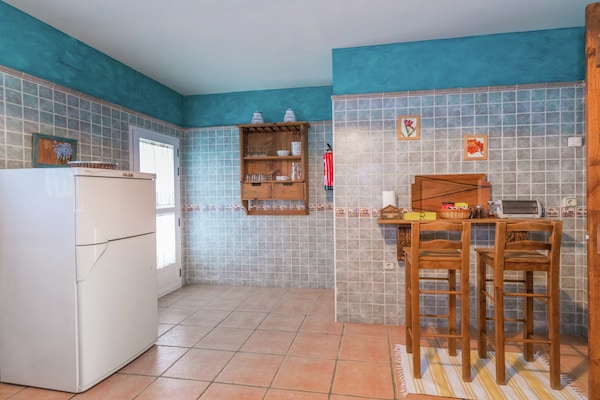 Foto van Vakantiehuis in Tajo-reservaat met zwembad - Vakantiehuis in Herrera de Alcántara - Kitchen