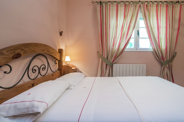 Foto van Vakantiehuis in Tajo-reservaat met zwembad - Vakantiehuis in Herrera de Alcántara - BedRoom