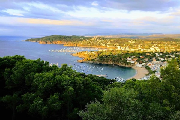 Foto van Appartement in Spanje bij Strand & Centrum - Vakantiehuis in Llafranc - AreaSummer20KM