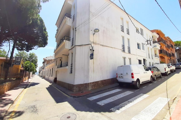 Foto van Appartement in Llafranc bij Strand - Vakantiehuis in Llafranc - ExteriorSummer