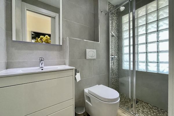 Foto van Charmant appartement in Estartit - Vakantiehuis in Estartit - BathRoom