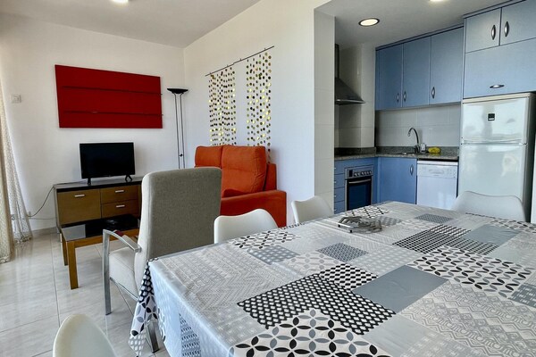 Foto van Appartement in Spanje bij Zandstrand - Vakantiehuis in Estartit - LivingRoom